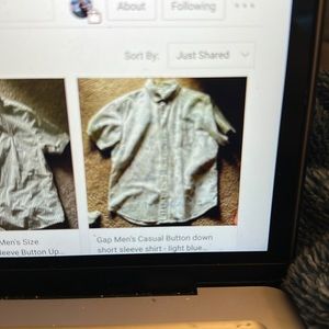 - Gap short sleeve shirt